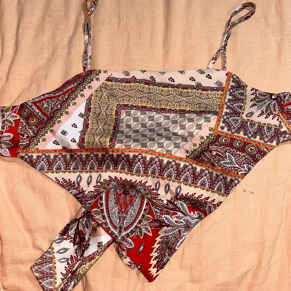 summer triangle tie paisley crop top